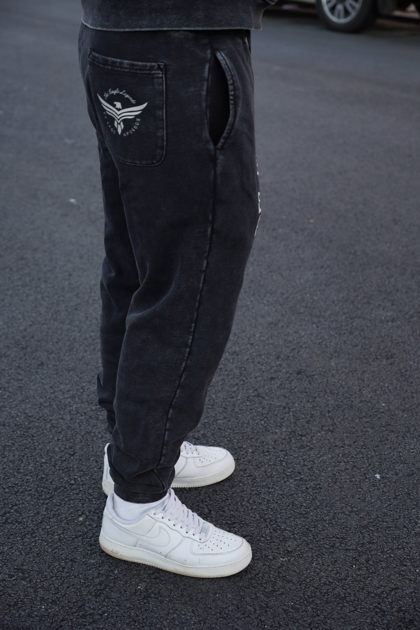 JOGGERS