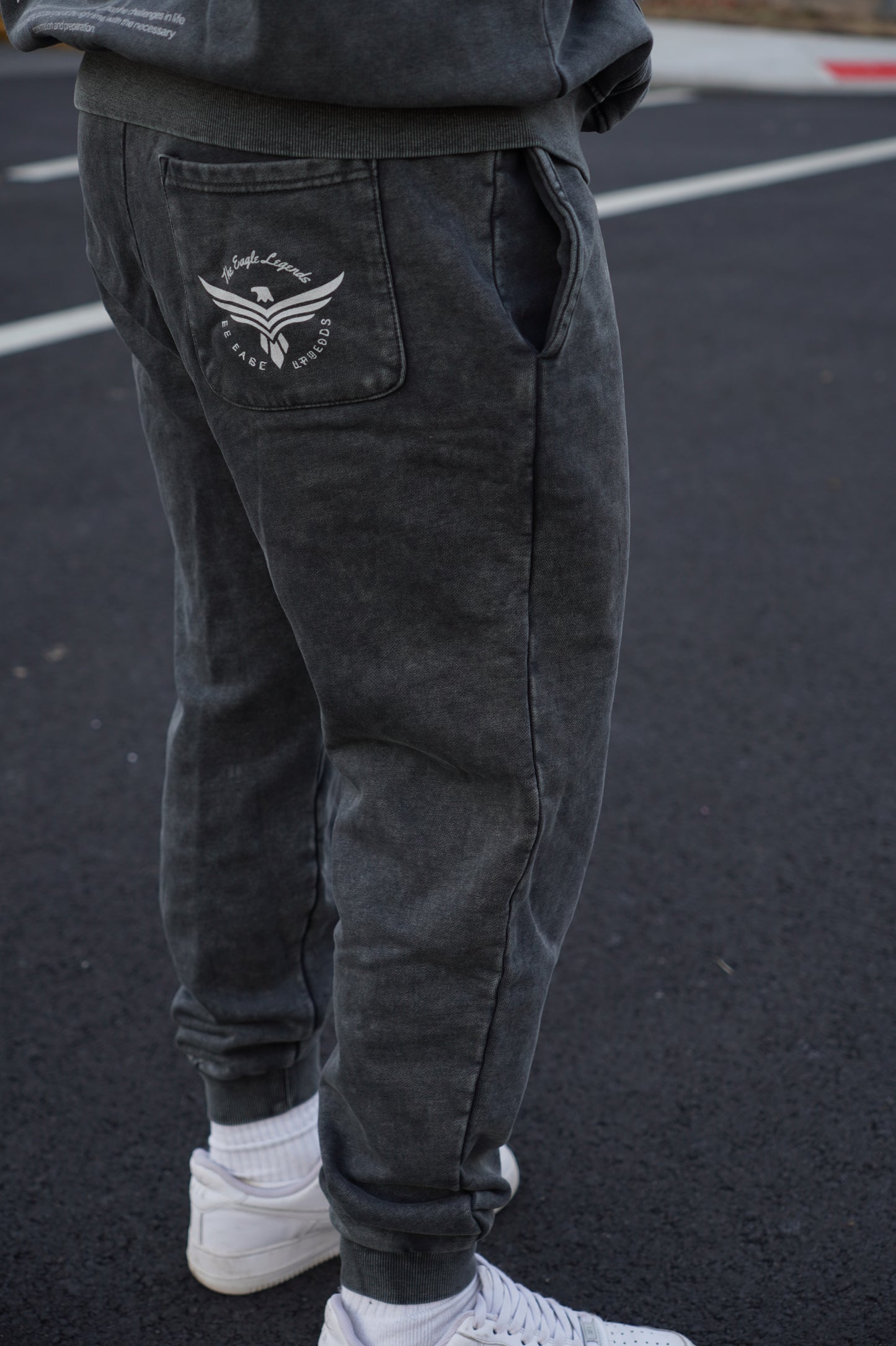 JOGGERS