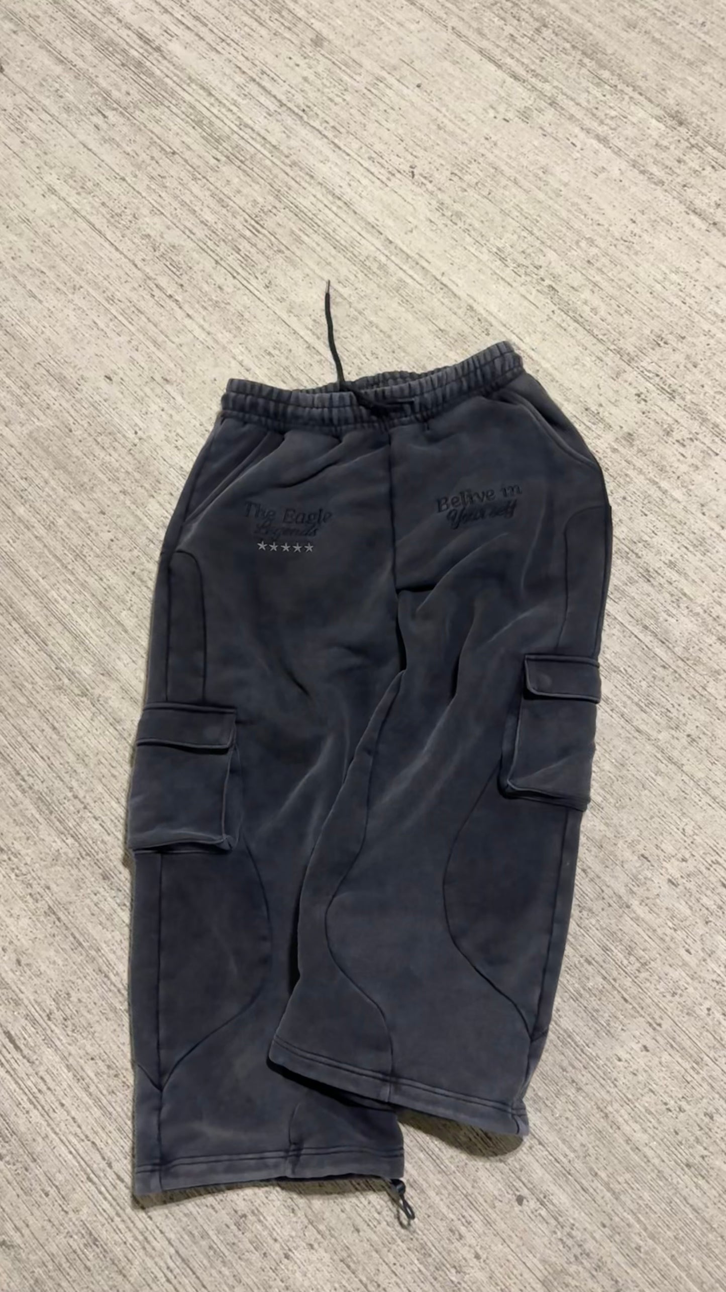 JOGGERS