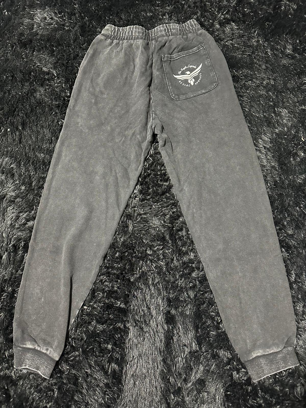 JOGGERS